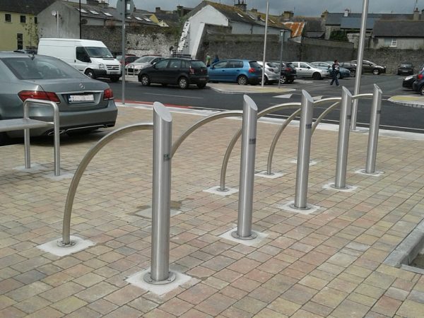 Arc Cycle Stand