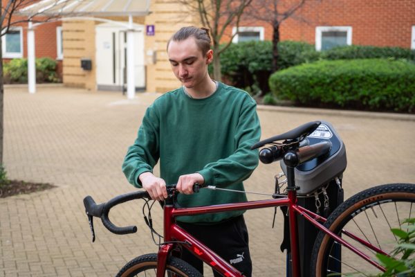 Deluxe Bike Repair Station and Pump Bundle - Image 3