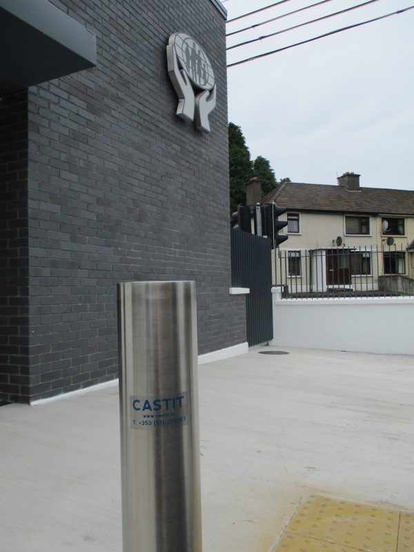 Flat Top Stainless Steel Bollard - Image 4