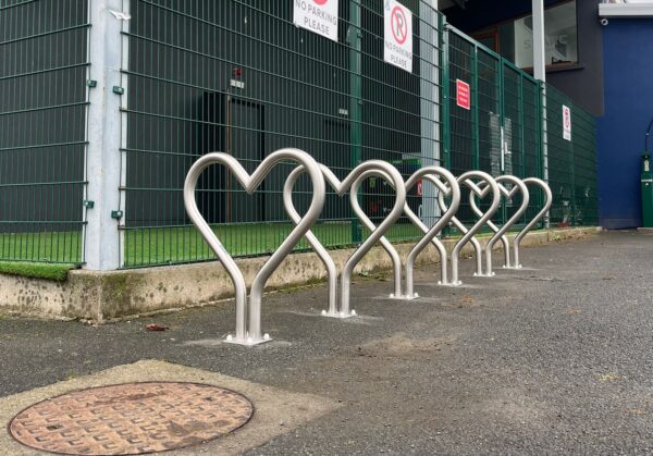 big love cycle stand